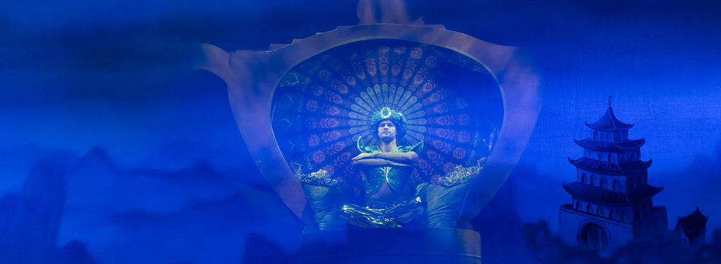 Photograph from Aladdin - lighting design by JimmiRichardson