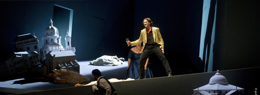 Photograph from Don Giovanni - lighting design by Manuel Garrido Freire