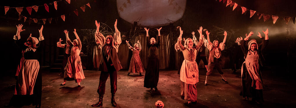 Photograph from The Legend Of Sleepy Hollow - lighting design by Johnathan Rainsforth