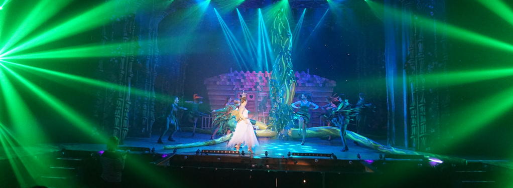 Photograph from Jack and the Beanstalk - lighting design by Pete Watts