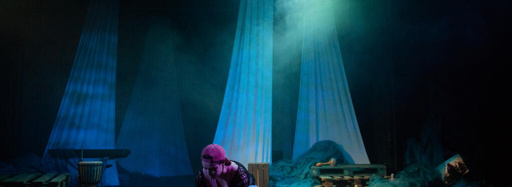 Photograph from 'Unshore' - lighting design by Wjeh.Will