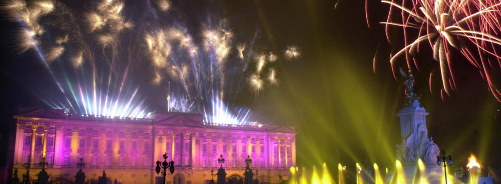 Photograph from Her Majesty the Queen&#039;s Golden Jubilee - lighting design by Durham Marenghi