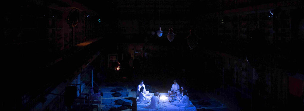 Photograph from Stimmung - lighting design by Edward Saunders