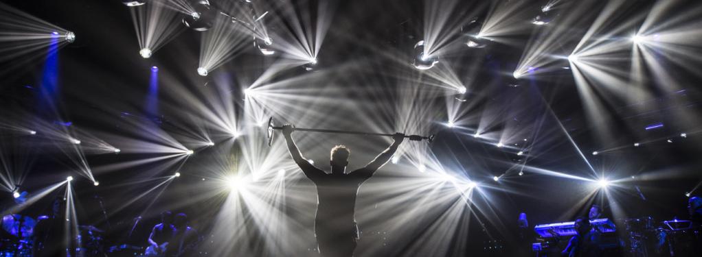 Photograph from Ricky Martin: One World Tour 2015/16 - lighting design by Richard Neville