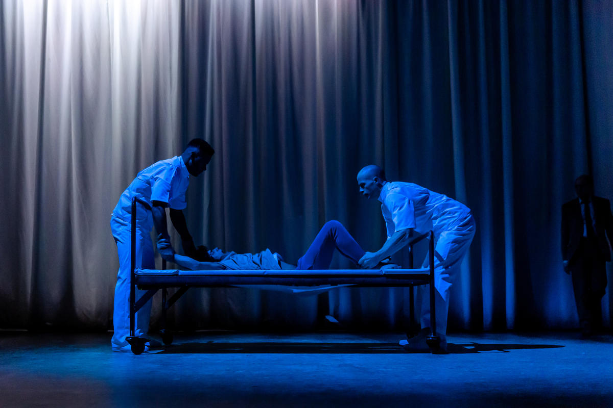 Photograph from Equus - lighting design by Jessica Hung Han Yun