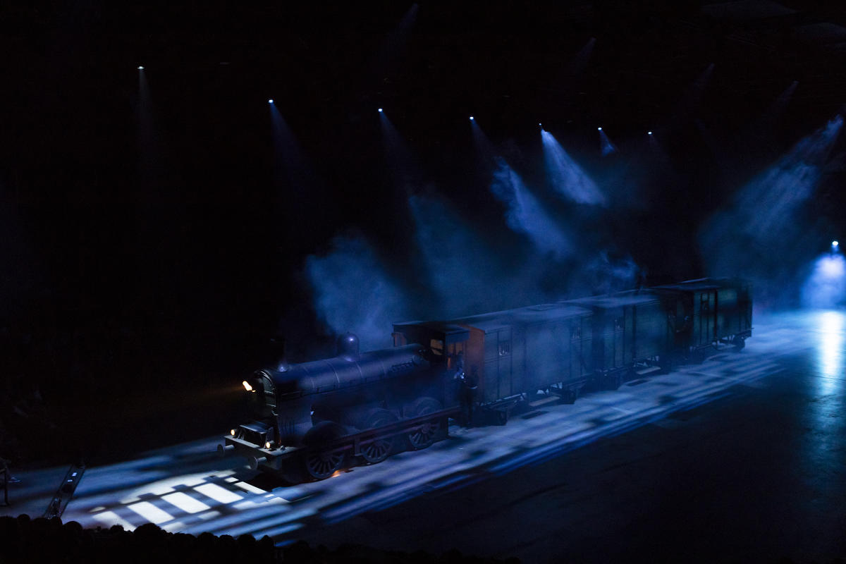 Photograph from 40-45 - lighting design by Luc Peumans