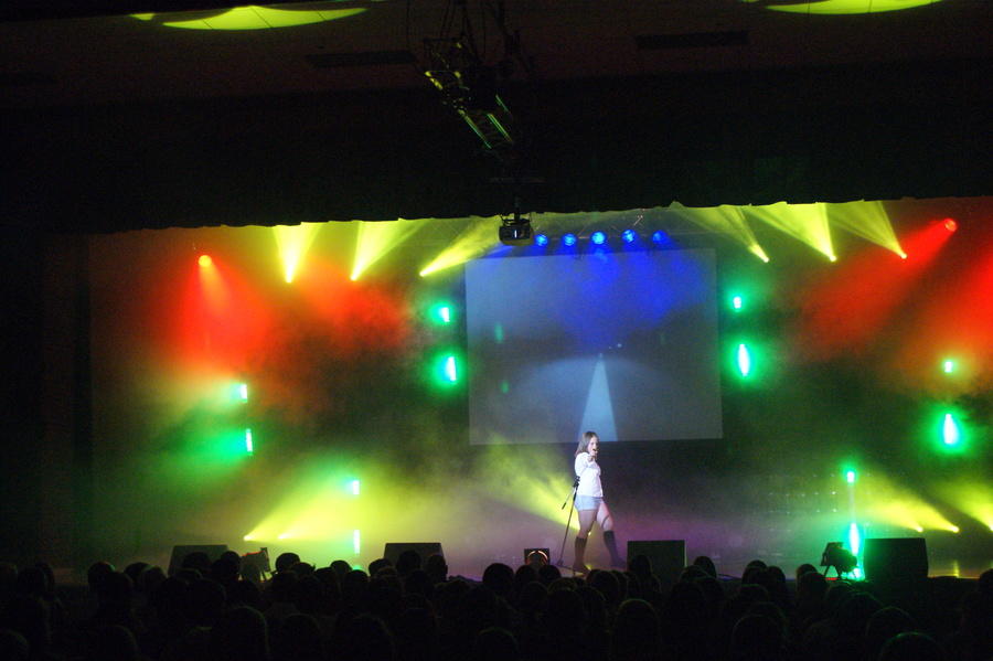 Photograph from Pop Icons 2009 - lighting design by Pete Watts