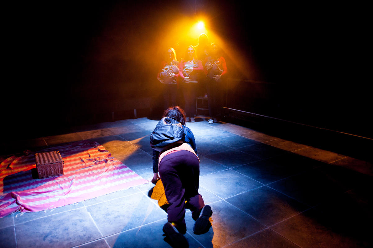 Photograph from Earthquakes In London - lighting design by Charlie Morgan Jones