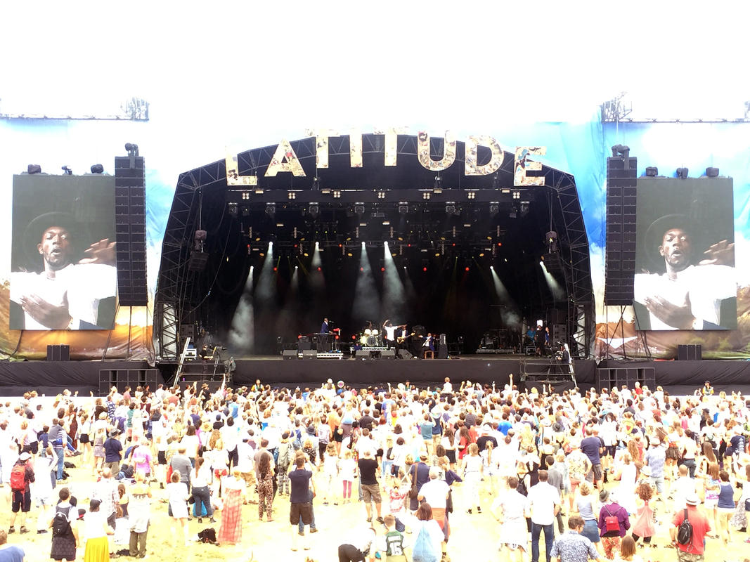 Photograph from Latitude 2017 - lighting design by Bruford053