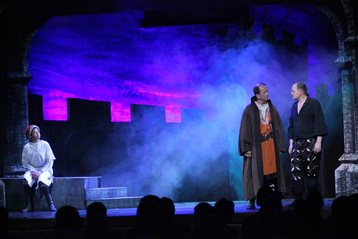 Photograph from Macbeth - lighting design by Andrew Pegrum