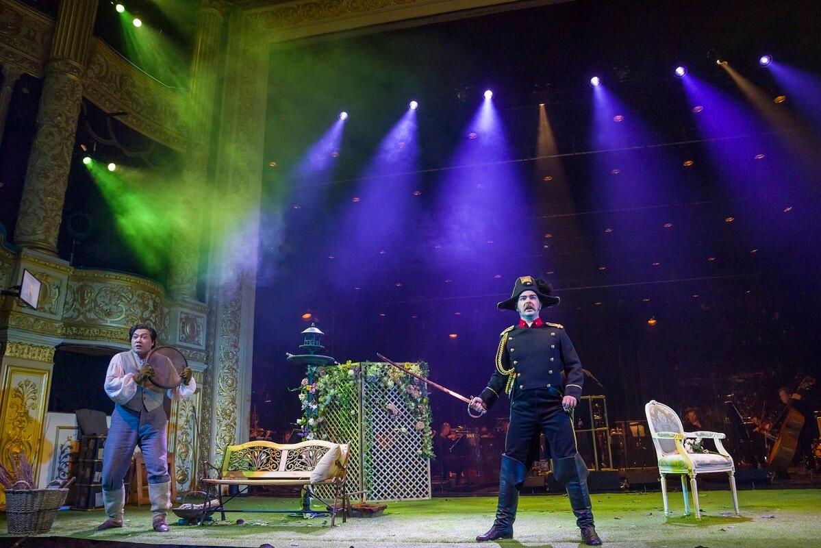 Photograph from L'Elisir D'Amore - lighting design by NFLX-Scot