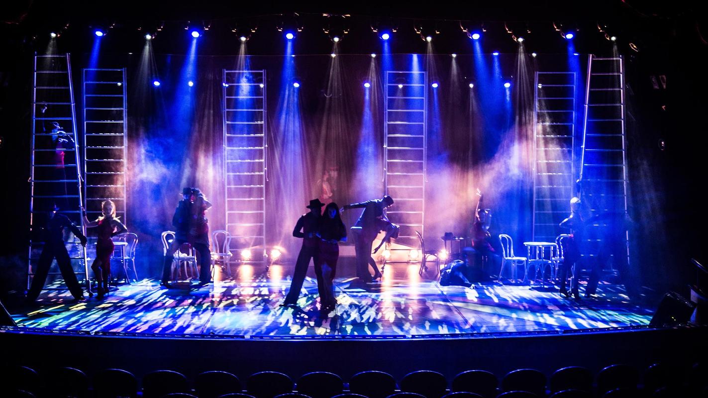 Photograph from One Way Or Another - lighting design by Archer