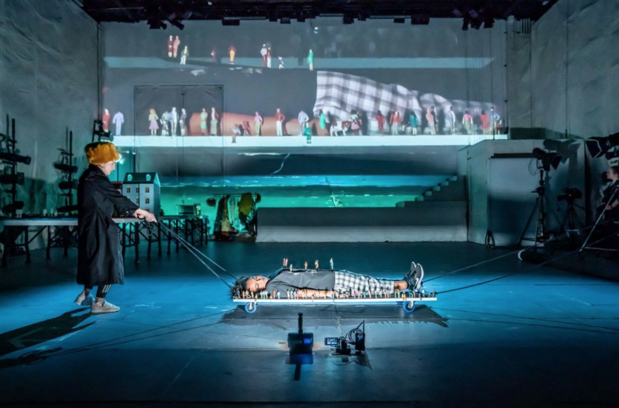 Photograph from Gulliver's Travels - lighting design by Joshua Gadsby