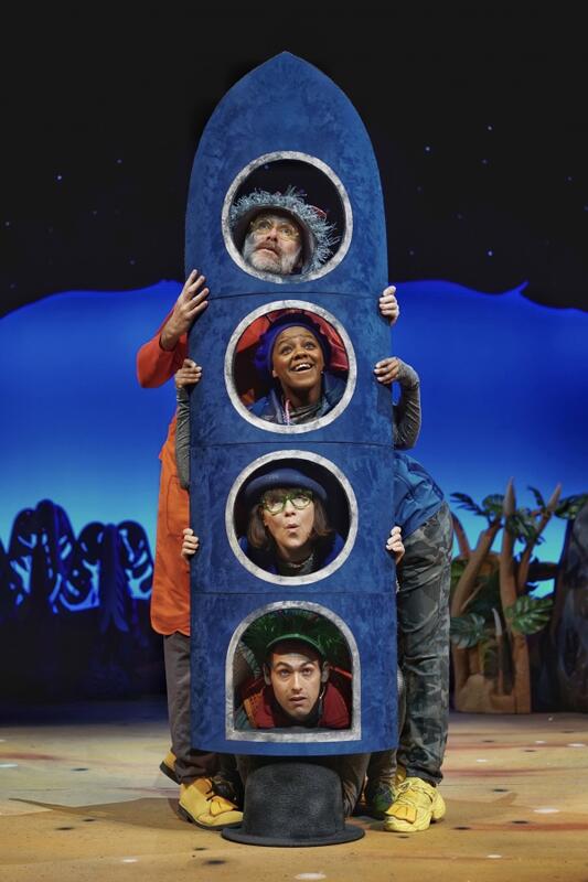 Photograph from The Smeds and The Smoos - lighting design by Peter Harrison