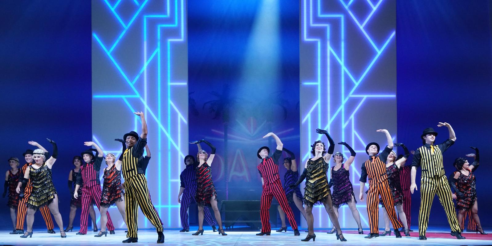 Photograph from Singin&#039; in the Rain - lighting design by Michael Grundner
