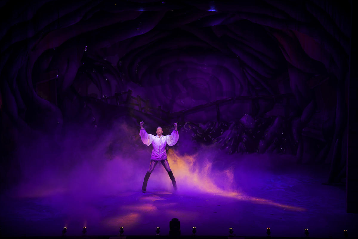Photograph from Snow White and the Seven Dwarfs - lighting design by Andy Webb