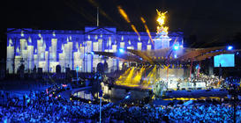 Photograph from Diamond Jubilee Concert - lighting design by Durham Marenghi