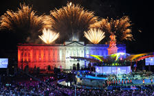 Photograph from Diamond Jubilee Concert - lighting design by Durham Marenghi