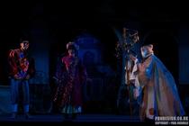 Photograph from Aladdin - lighting design by Pete Watts