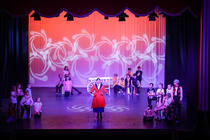 Photograph from Mary Poppins - lighting design by Rohan Green