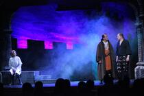 Photograph from Macbeth - lighting design by Andrew Pegrum
