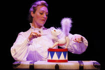Photograph from Little Angel Theatre's Miniature Travelling Circus - lighting design by Sherry Coenen
